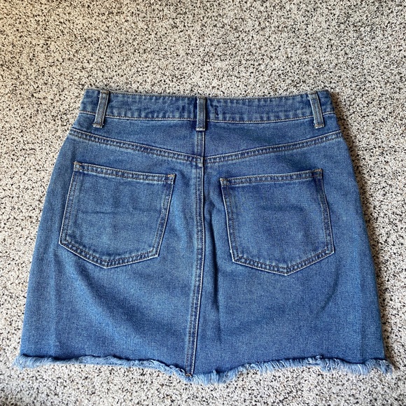 FOREVER 21 DENIM SKIRT- MEDIUM - Picture 4 of 5